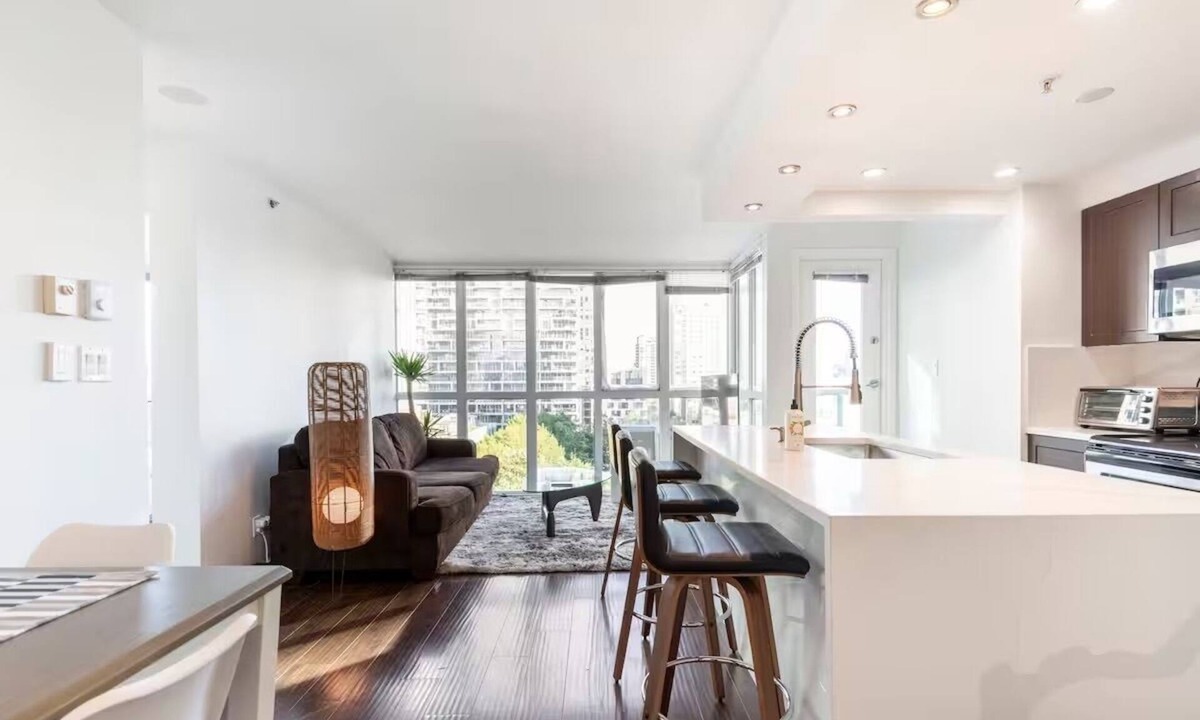 Downtown Vancouver Apartment | Luxury 2-bedroom condo beach side Yaletown