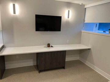 North Buffalo Apartment | Luxury Studio at Pierce Arrow #7
