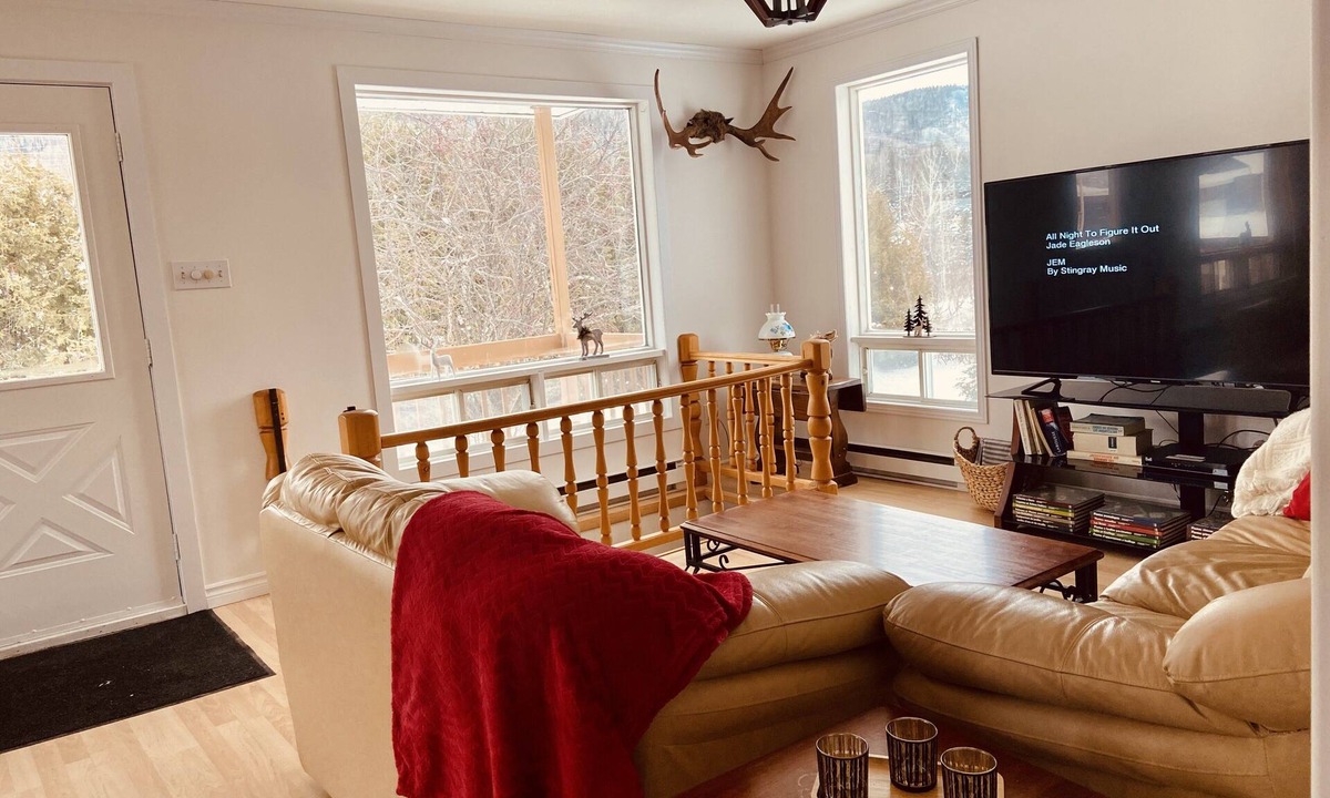 Baie-St-Paul House | Maison l'Orignal