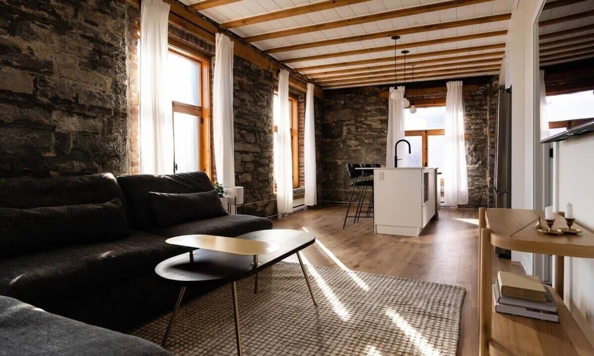 Old Montreal Apartment | Maison Place Royale Luxury Waterfront Two-Bedrooms Apartment Old Montreal Water View St. Lawrence River Full Kitchen Stone Walls Wi-Fi AC