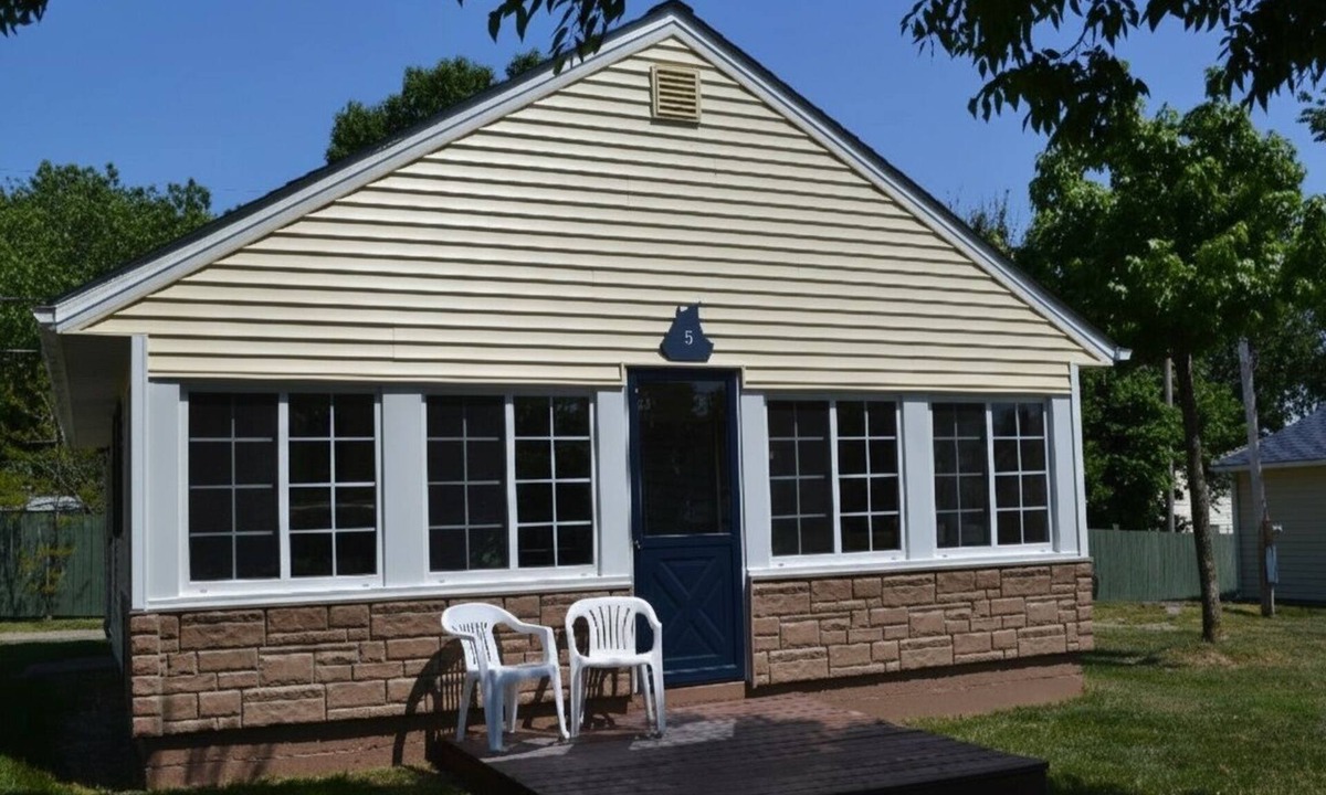 Marblehead Cottage | Marina Breeze 2BR Cottage #8 at South Beach Resort — Marina, Pools, Beach