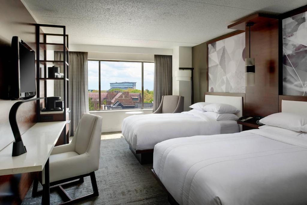 Grand River Hotel | Marriott East Lansing at University Place