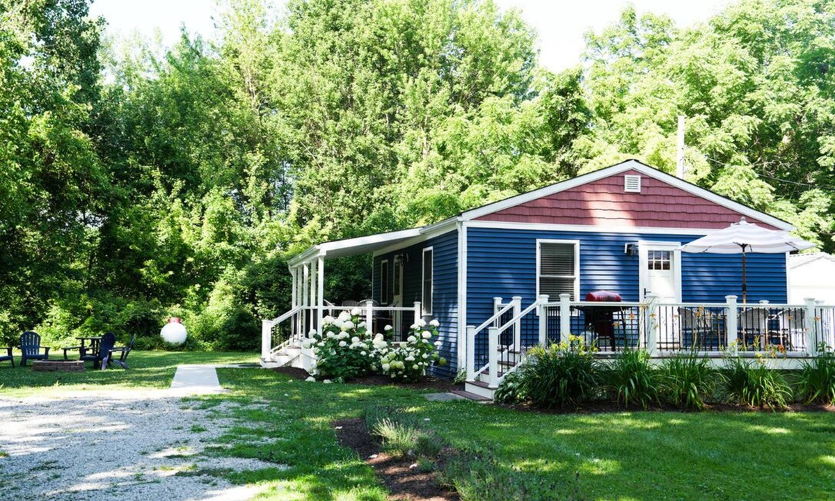 Put-in-Bay Cabin | Massie Cabin, PIB Cabins