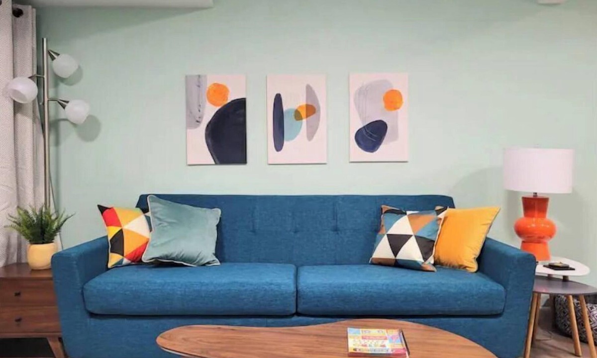 Edgewood Apartment | Mod Lodge Pool open until Sept 20th Pets Welcome EV charging