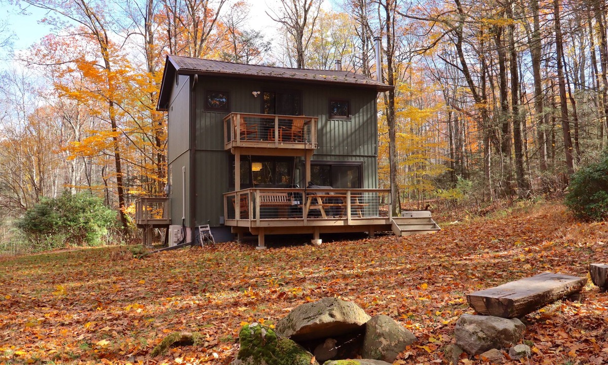 Kerhonkson Cabin | Modern, Serene Cabin with Outdoor Fireplace in Kerhonkson
