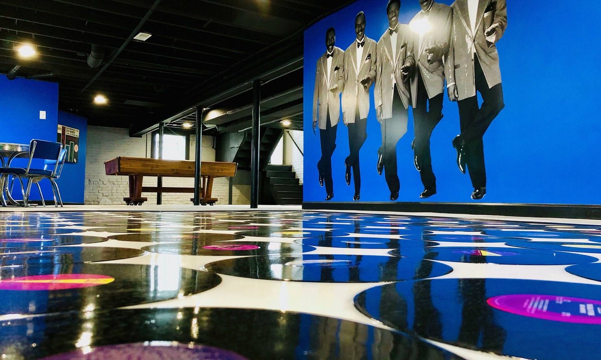 New Center Detroit House | Motown BNB . Experience Detroit in style.