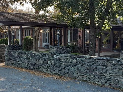 Clifford Cabin | Mountain View Lodge