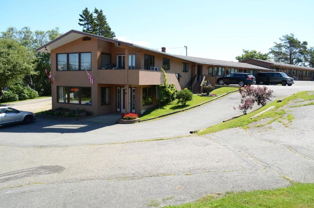 Yarmouth County Hotel | New Age Inn - Voyageur Motel
