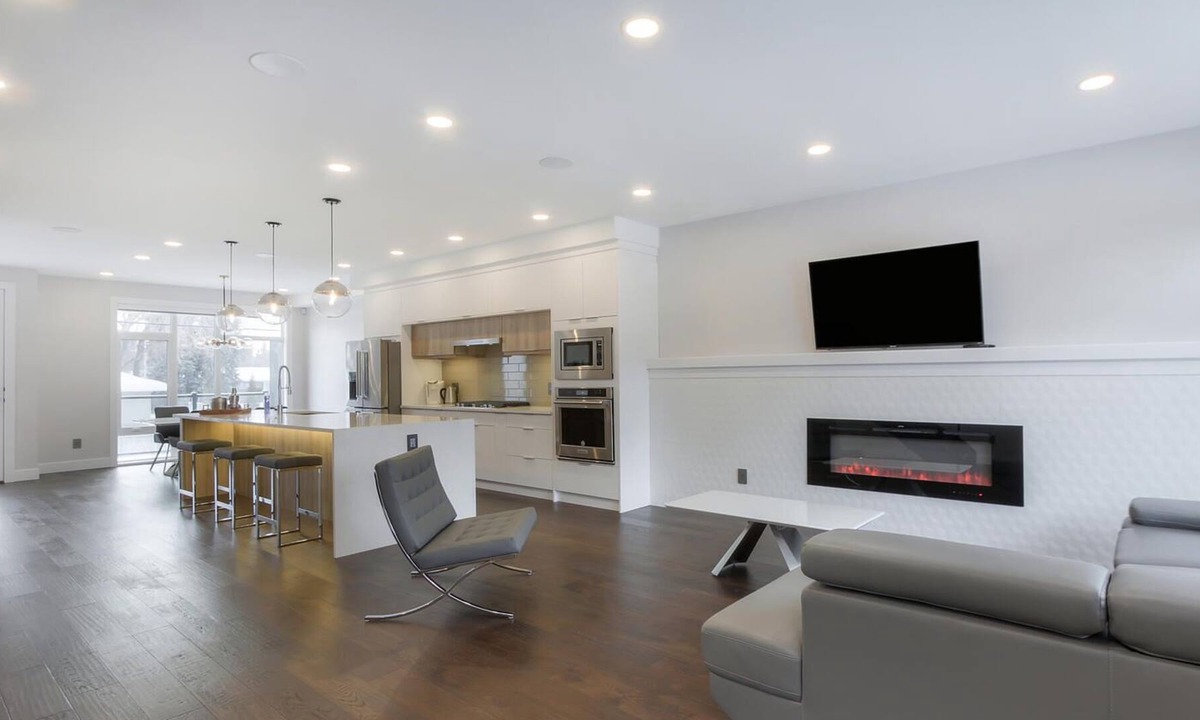 West Edmonton House | NEW LUXURY TOWNHOME UNIT 27