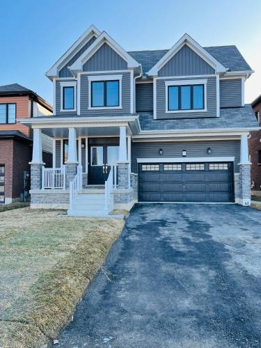 Thorold House | Niagara Falls 2 Bedroom Luxury Basement Apartment