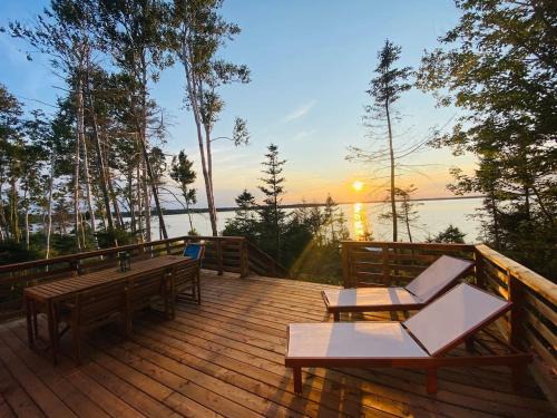 Gaspereaux House | Oyster Creek Chalet 1