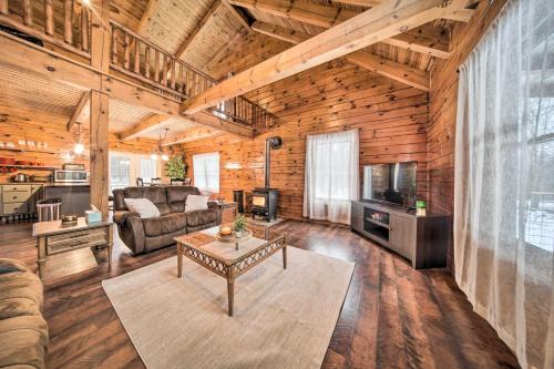 Harmony House | Panama Cabin on 36 Acres w/Hot Tub & Trails!