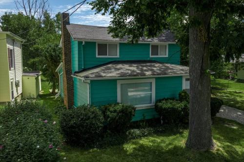 Mentor-on-the-Lake Apartment | Perfect location Across from the Lake and park!