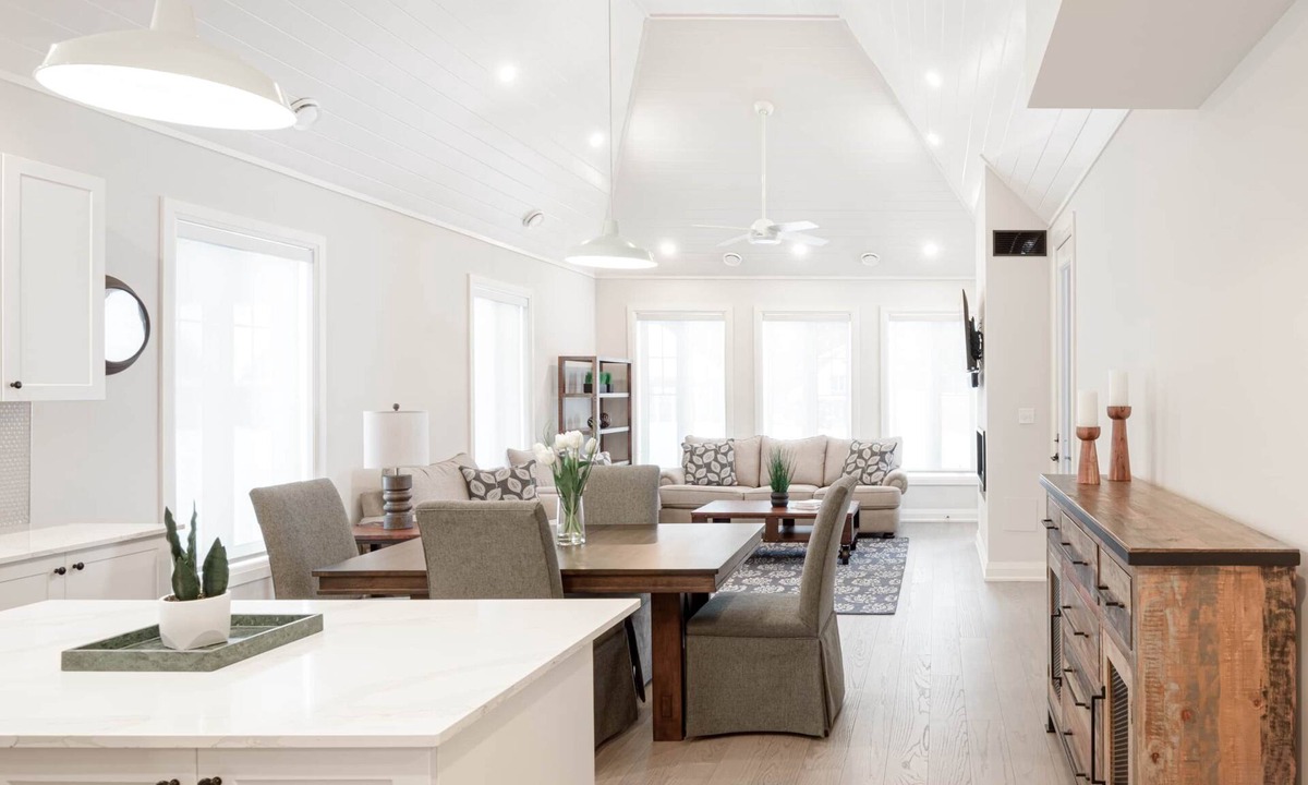 Minett House | Playfair Cottage (#38)