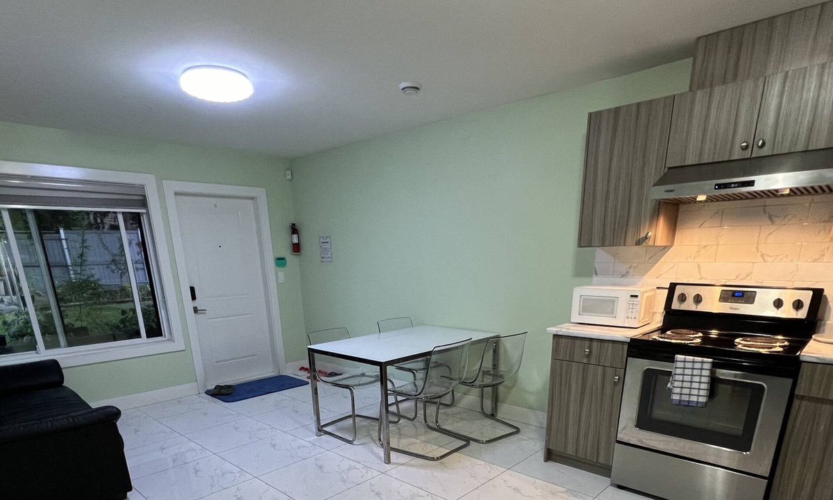 Newton Bed & Breakfast | Private 2 Bedroom Suite, free Wifi