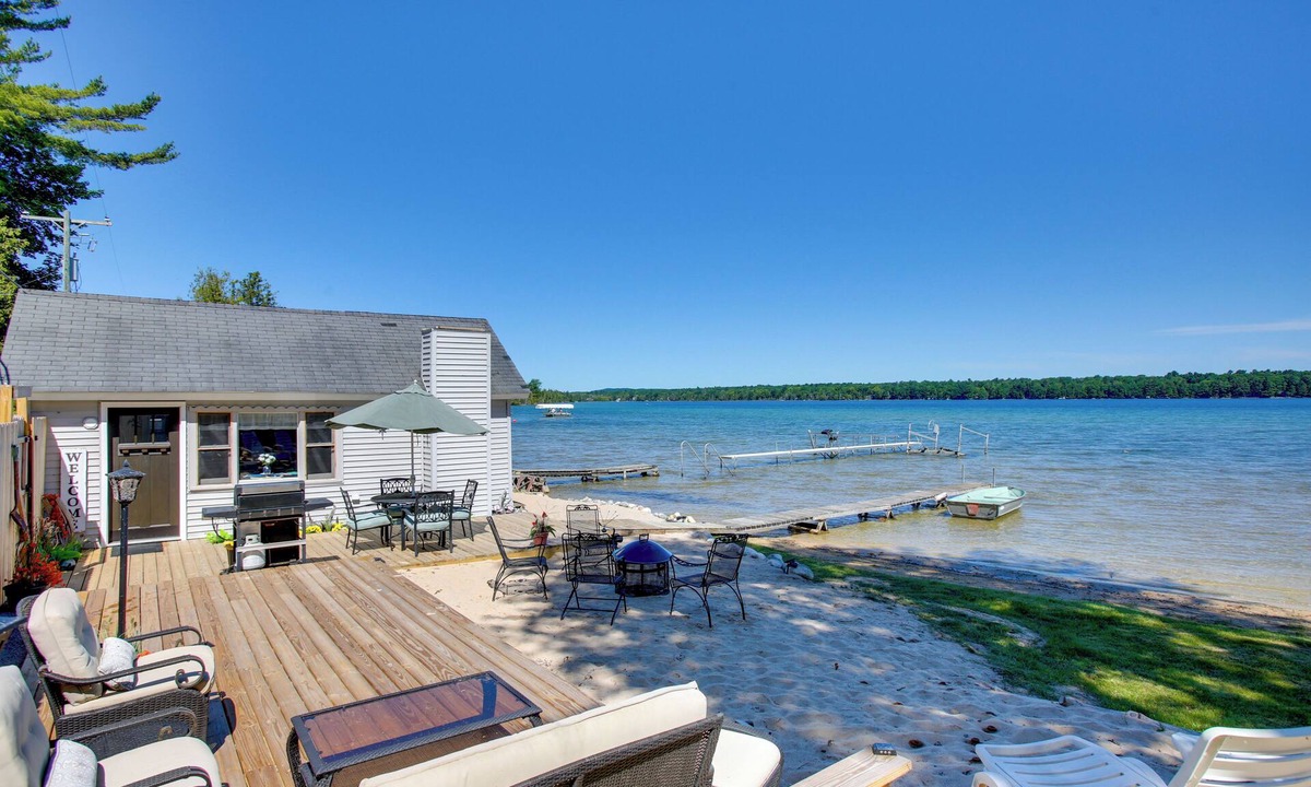 Maple City Cottage | Private Beach & Dock: Little Traverse Lake Cottage