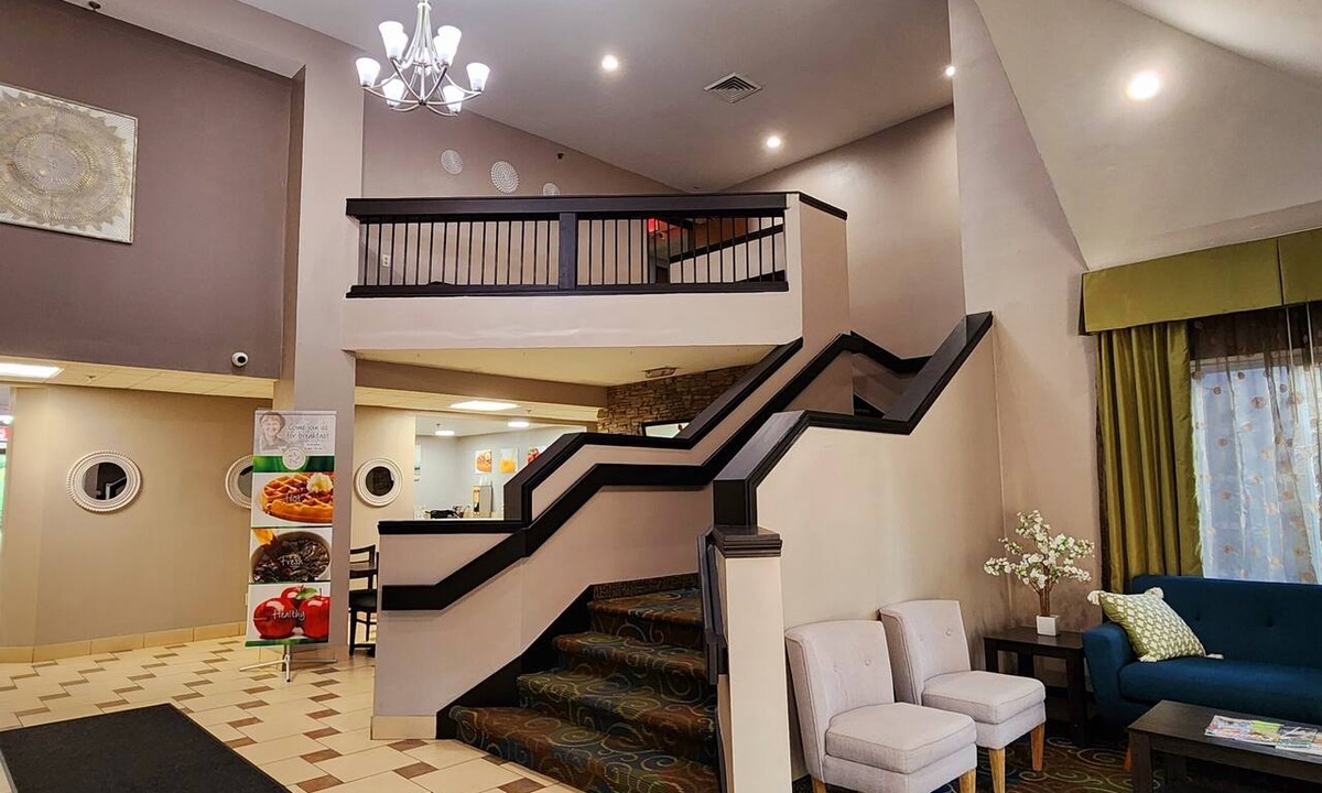 Brunswick Hotel | Quality Inn Brunswick Cleveland South