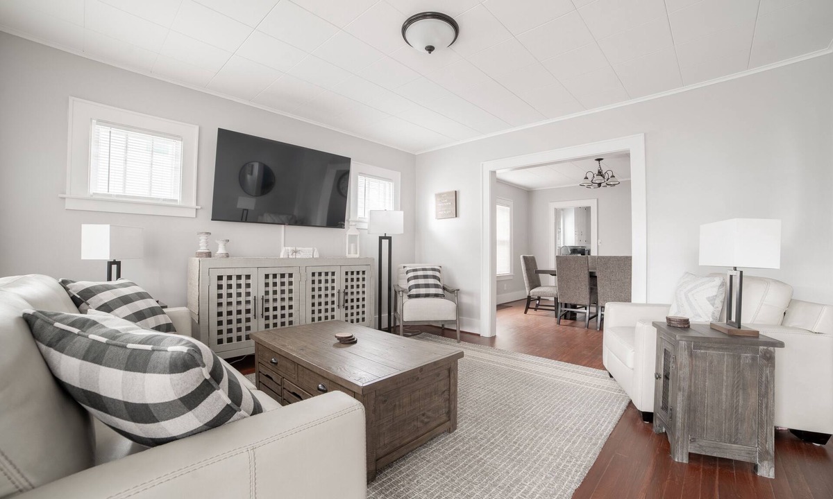 Syracuse Apartment | Renovated 3BR Near SU Syracuse