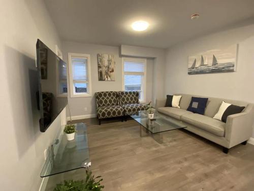 Niagara Falls House | Rock place