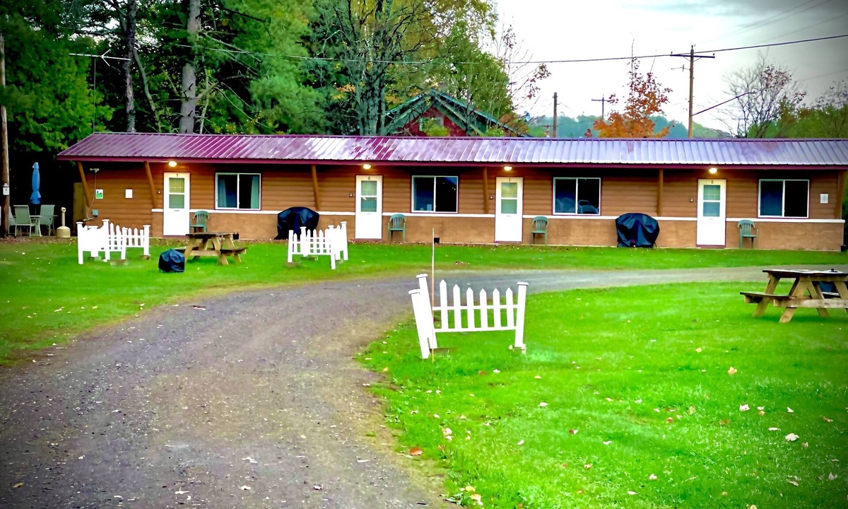 Michigamme Cabin | Ruth Lake Resort Motel Suite 7