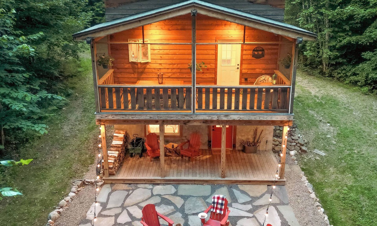 Wilmington House | Secluded Riverfront Cabin - 5 Min to Whiteface.