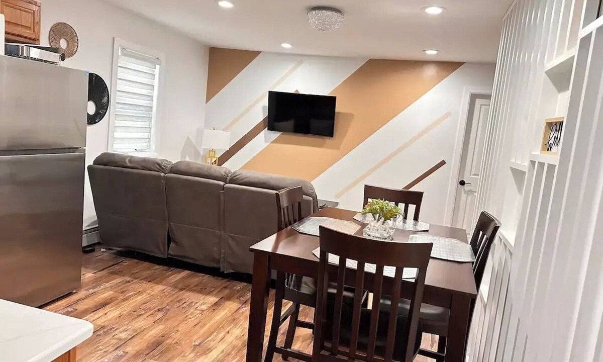 Wilkes-Barre House | "Serene Escape: Leave Worries Behind"