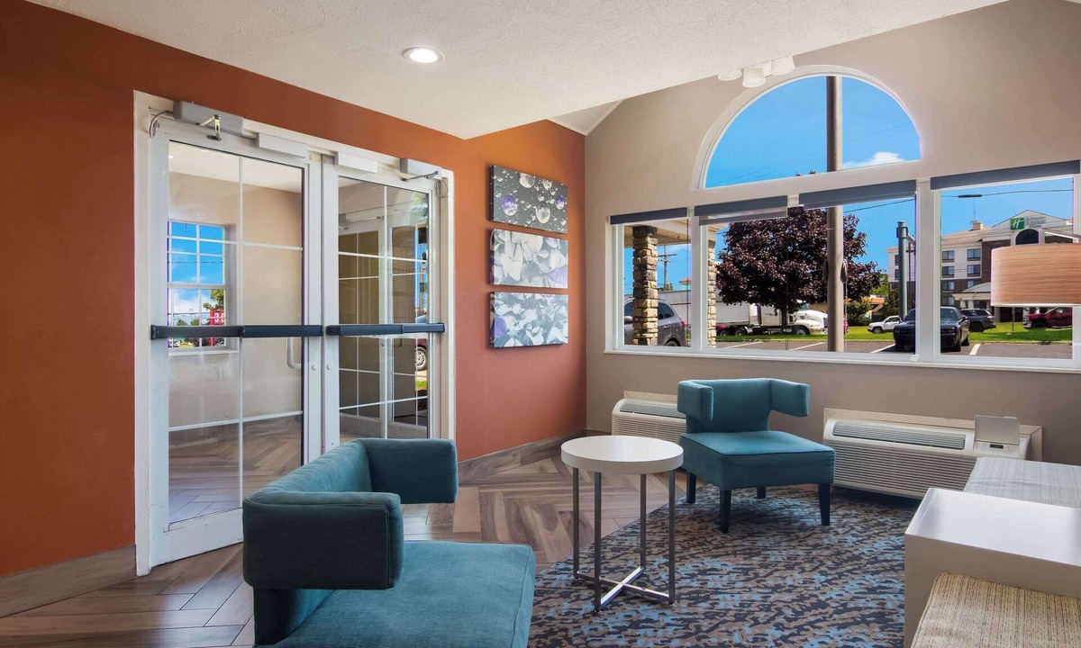 Erie Hotel | Sleep Inn Erie near Sports Center