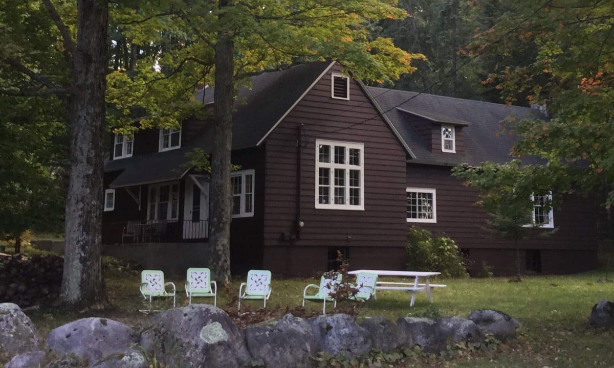 Empire House | Sleeping Bear Hideaway near Sleeping Bear Dunes - - historic home on 5+ acres