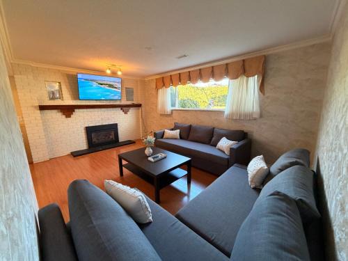 Delta Apartment | Spacious 2 Bedroom Suite