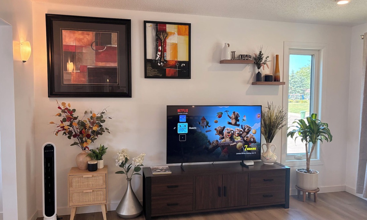 Regina House | Spacious and Cozy Bunglow with 4 Bedrooms-Sweet Home with Free Parkings