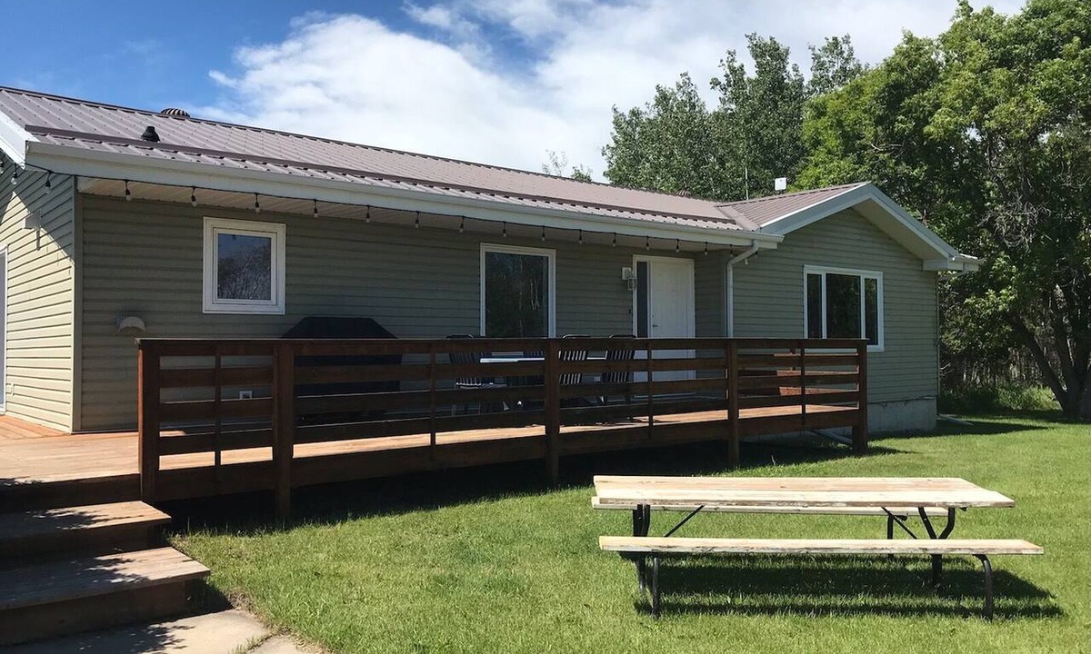 Markerville Other | Spacious Country Farmhouse Markerville area, Red Deer County .