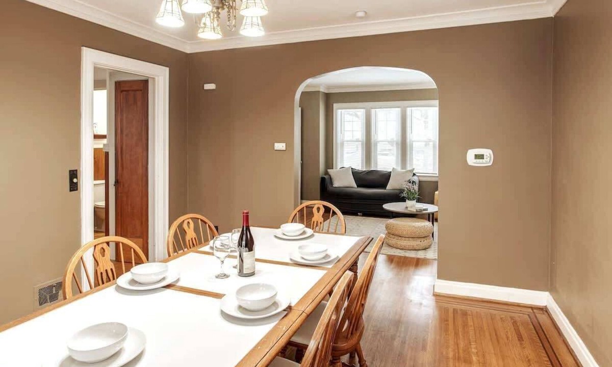 Rochester House | ✨Spacious✨ Steps to Strong/UofR by Airpt/Dwtn/RIT