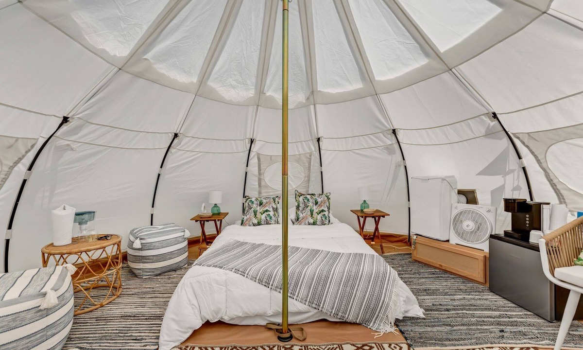 Black Creek RV Rental | Stargazing Glamping Near Ellicottville NY @ Campground Adventures