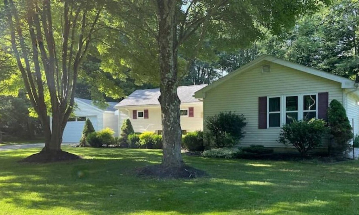 Westford House | Step Away Retreat by the Lake
