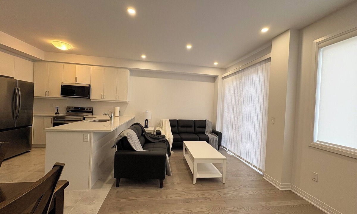 Perth East House | Stratford Getaway for Families & Theatre Lovers