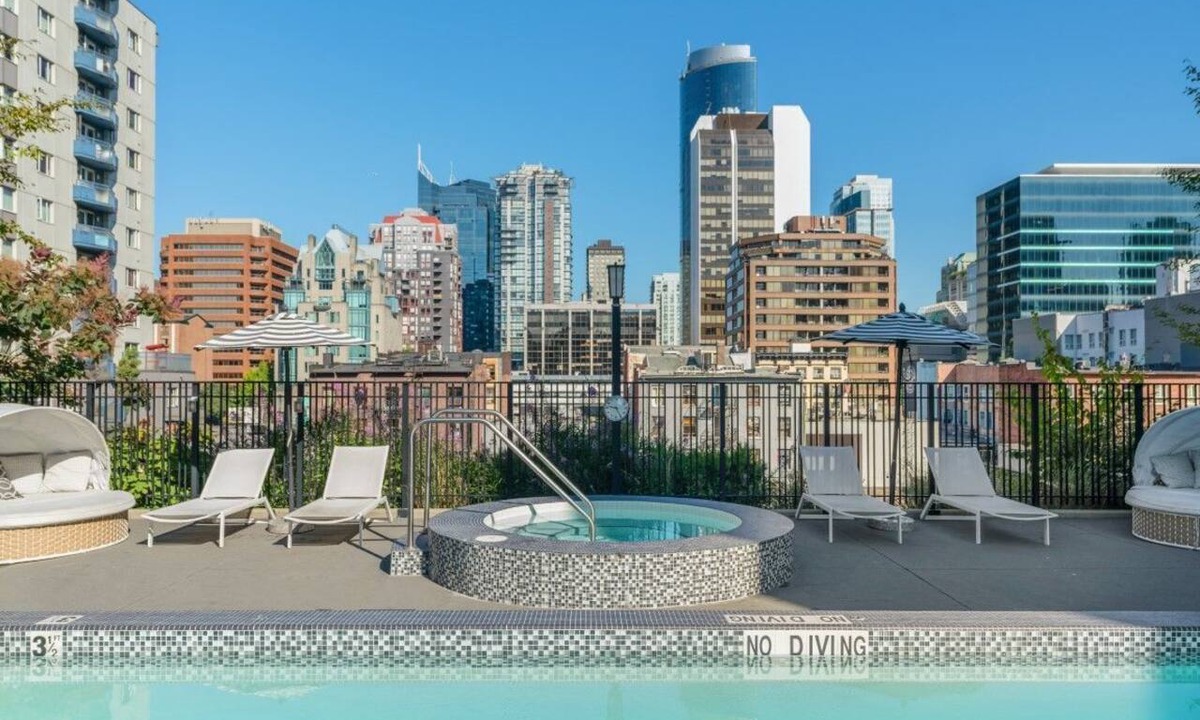 Downtown Vancouver Apartment | Stylish 1BR Suite in Yaletown w/Balcony & Views