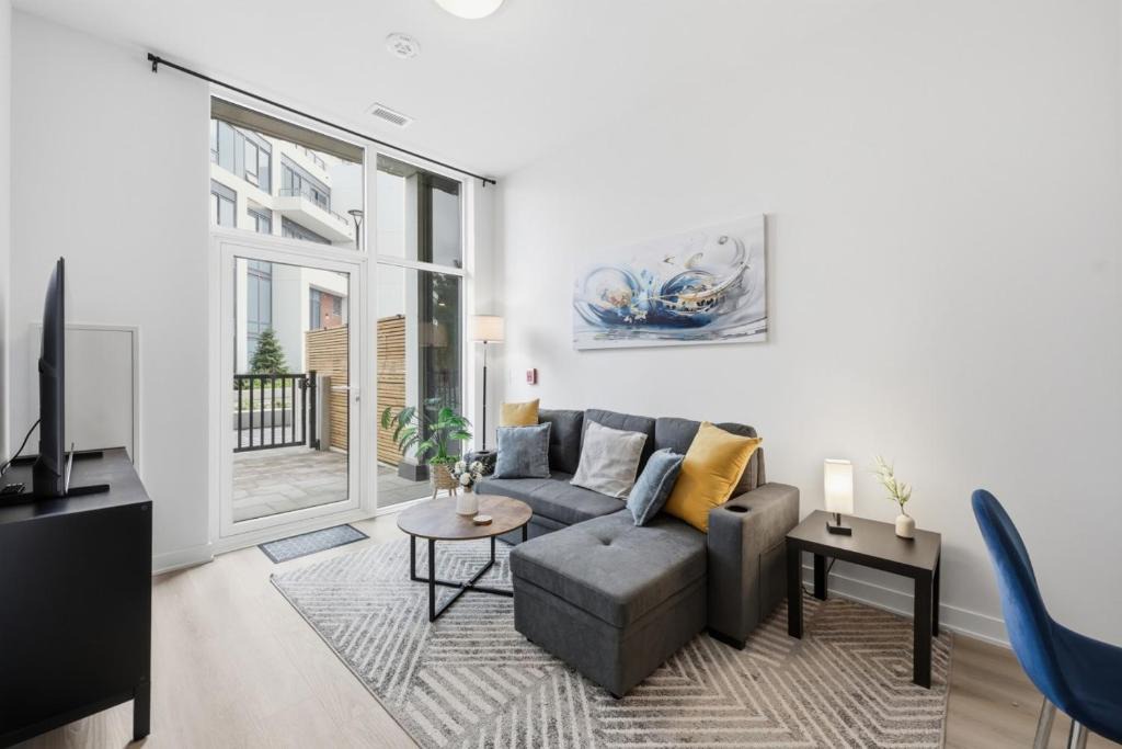 Kitchener Apartment | Stylish 2BR in Station Park. Private Patio. Spa, Gym and Bowling