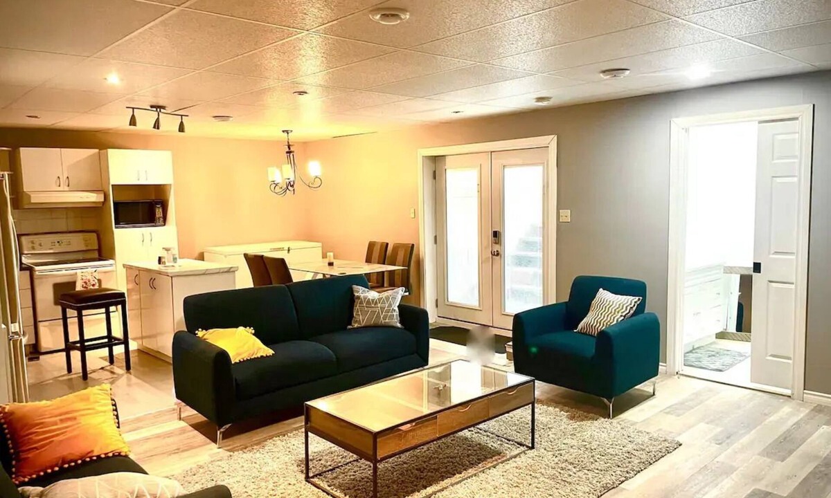 Limoges Apartment | The Beautiful Nubia - 5 Mins Drive to the Calypso Waterpark.