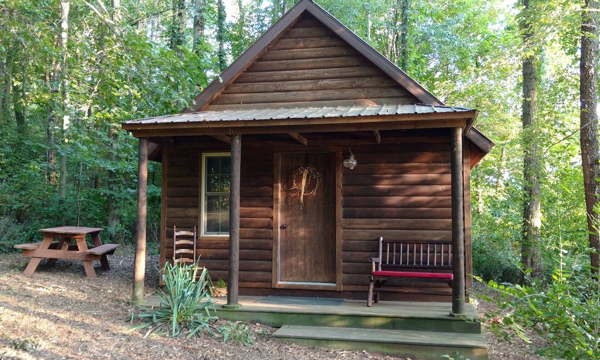 North Industry Cabin | The Camp Cabin at Darst-Myers Hallstead