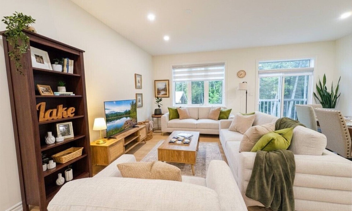 Bobcaygeon House | The Family Friendly Bobcaygeon Bungaloft