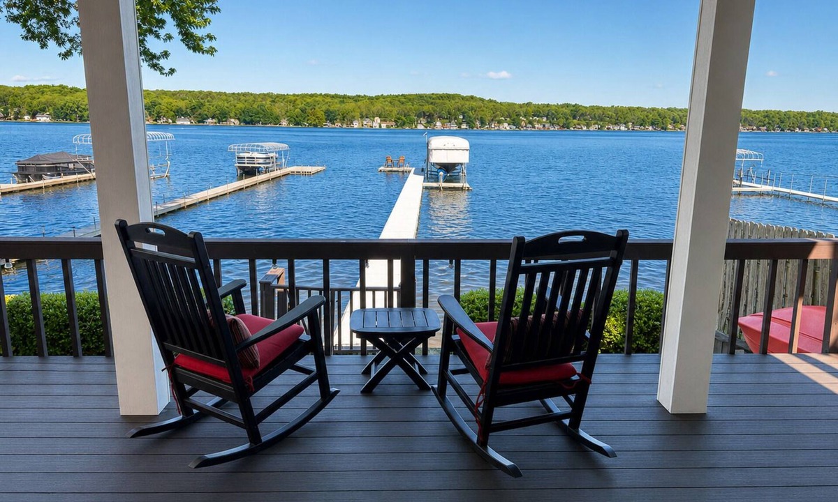 Livonia House | The JacqShaq – Lakefront Getaway on Conesus Lake!