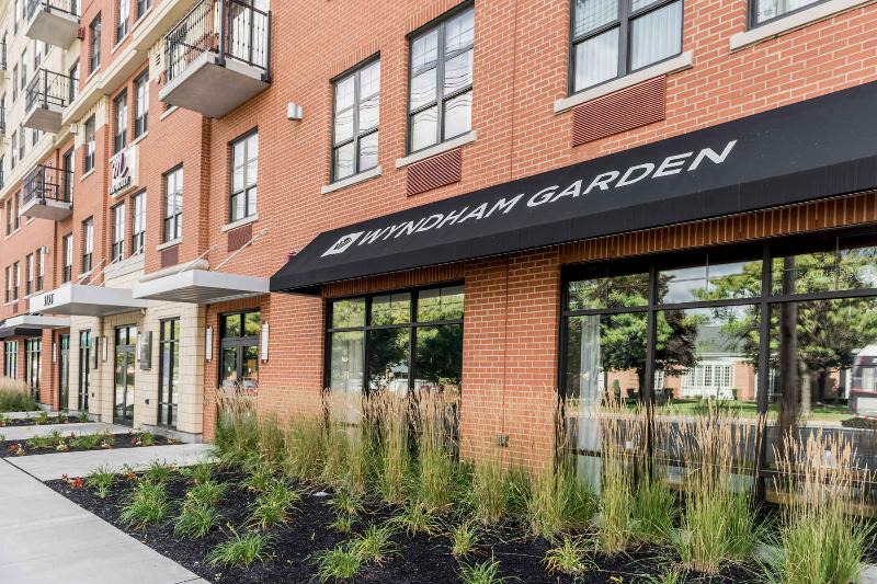 Williamsville Hotel | The Mosey Buffalo Williamsville, Tapestry Collection by Hilton