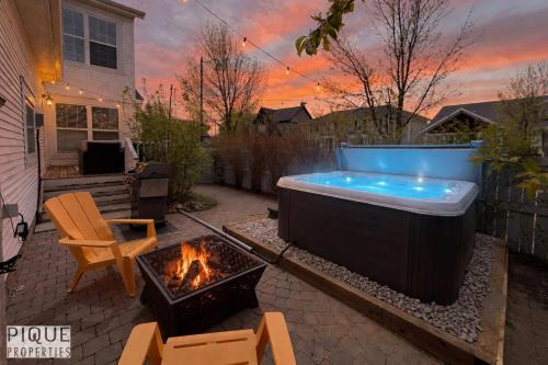 Griesbach Apartment | The Obsolete Suite - HotTub - King Bed - AC - Pet Friendly