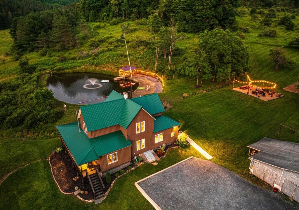 Turtlepoint House | The Old Homestead