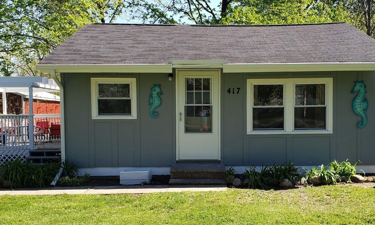 Crystal Cottage | The Seahorse Cottage