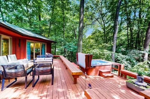 New Buffalo House | The Tree House