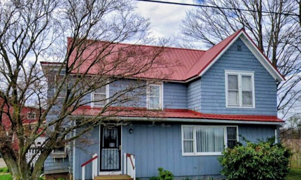 Ripley House | The Vineyard House at Arwen Farms
