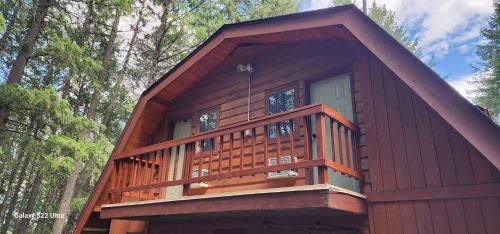Grand Forks House | Tranquil Farmhouse Retreat Near Grand Forks, BC
