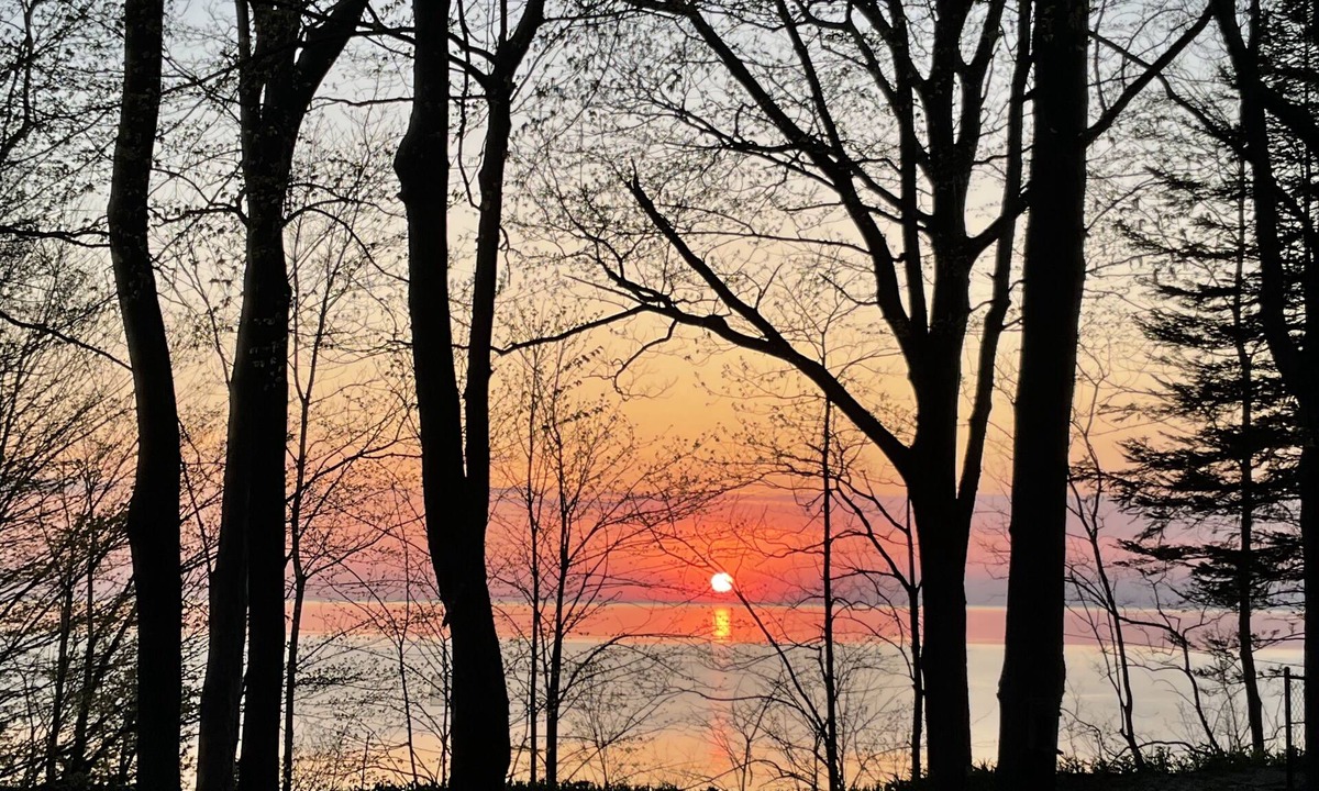 Hagar Township Cottage | Updated lakefront cottage - beautiful views! Walk to beach!