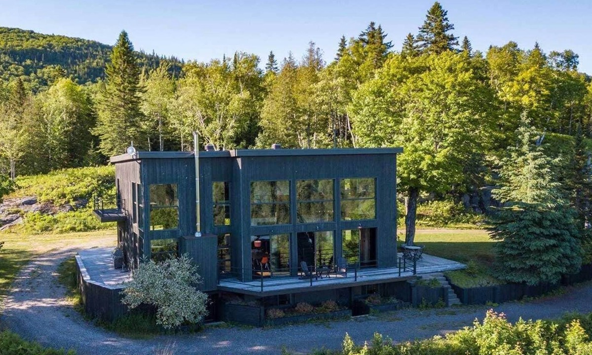 Saint Donat Ski Chalet | Vue panoramique Spa Moderne, 14 personnes.